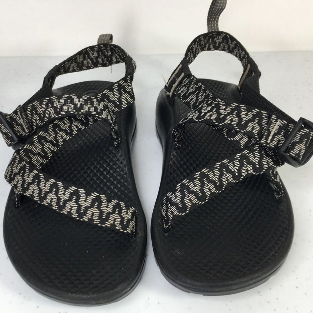 Chaco Kids US 1 Sandal Z Strap Machine Washable Durable Comfort Adjustable Water
